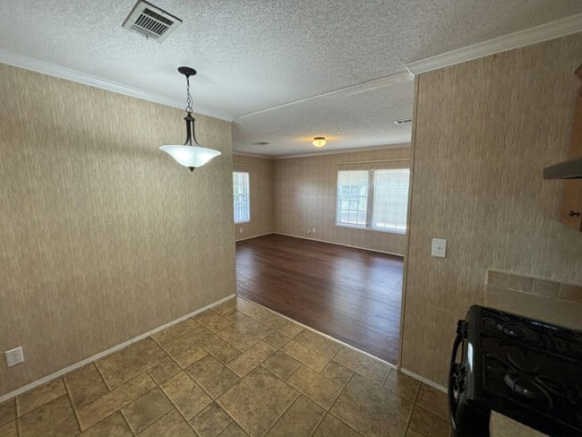 Building Photo - 2816 NW 63rd Ave