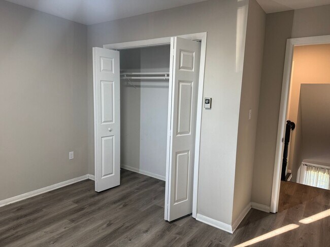 Building Photo - S. Mont Valla Avenue