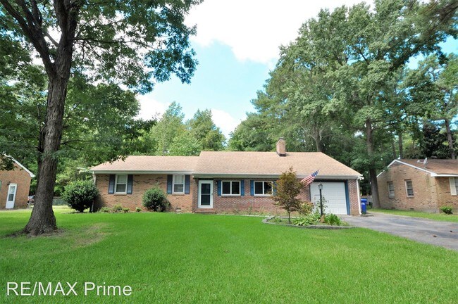 Primary Photo - 3 br, 1.5 bath House - 4010 Queenswood Drive