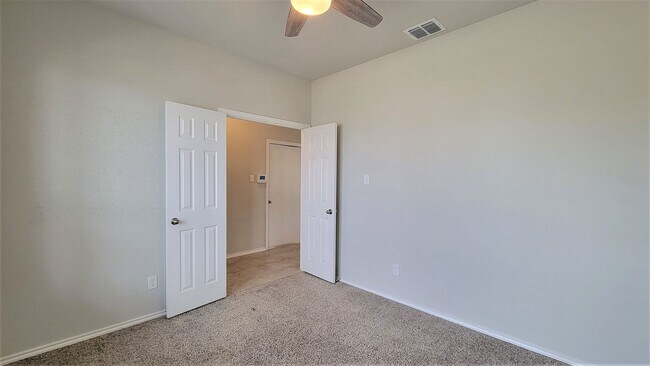 Building Photo - Beautiful two story home in Highland Farms!