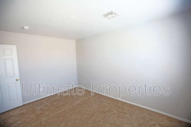 Building Photo - 12885 N Tonya St