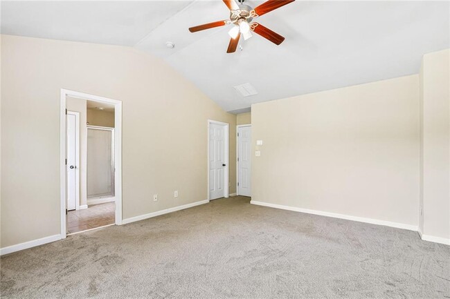Building Photo - 771 Riverdance Dr