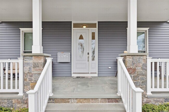 Building Photo - 15 Summit Pl