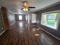 Building Photo - 3 bedroom, large privacy fenced in yard, oversized garage