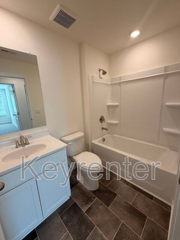 Building Photo - 7033 Randleman Dr