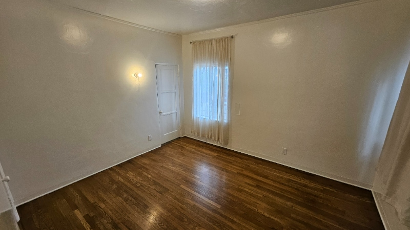 Building Photo - 1425 Echo Park Ave