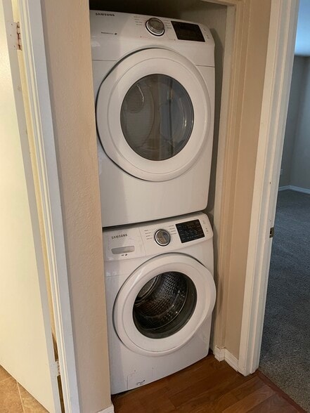 Building Photo - 3002 N 70th St