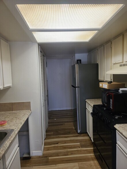 Building Photo - 10624 Springwood Dr