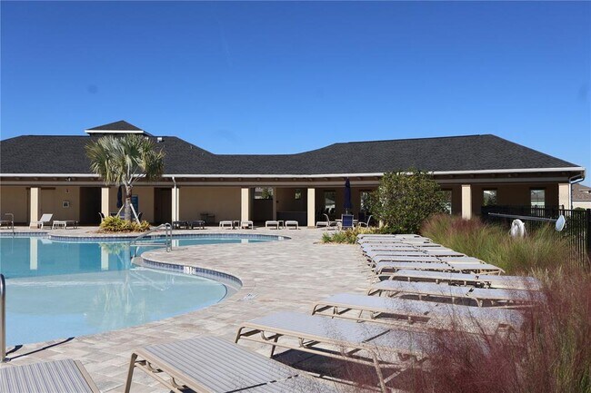 Building Photo - 8627 SW 45th Ct