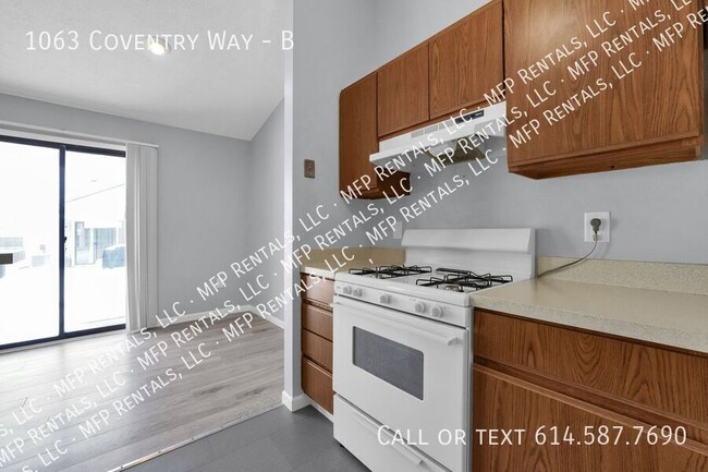 Building Photo - Stylish 2-Bedroom Condo with Vaulted Ceili...