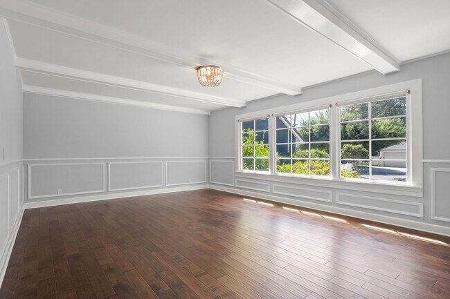 Building Photo - 15473 Lemay St