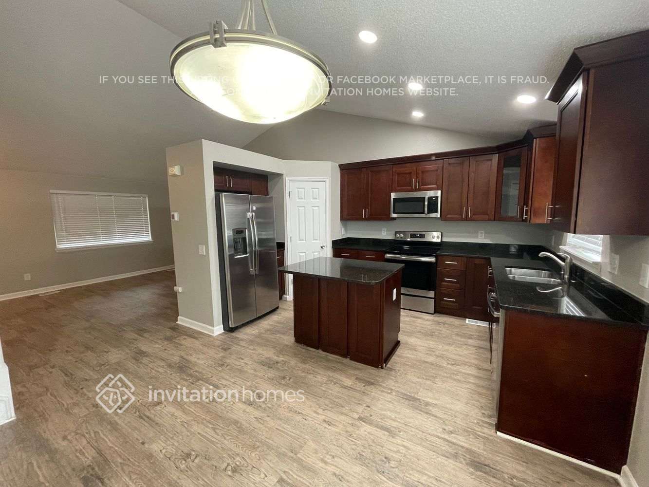 Building Photo - 5480 S Nepal Ct