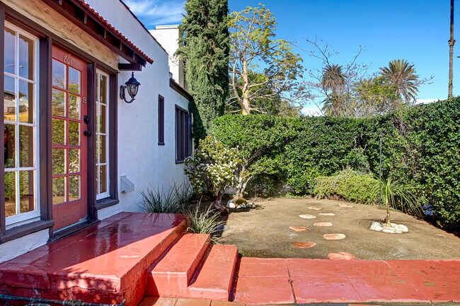 Front Yard - 801 N June St