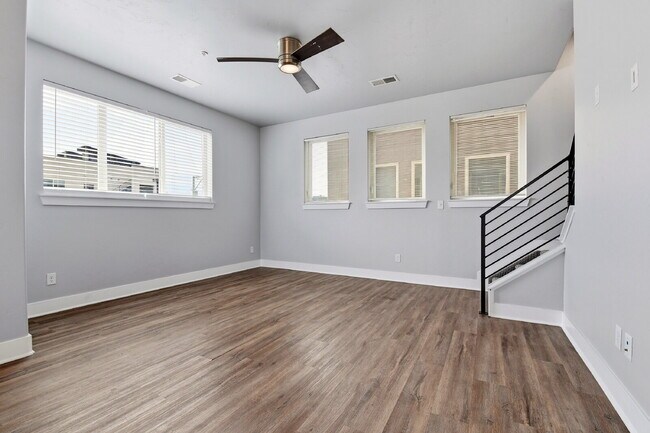 Building Photo - $2,890.95, 2-bed, 2.5-bath, located in Denver with a rooftop terrace.