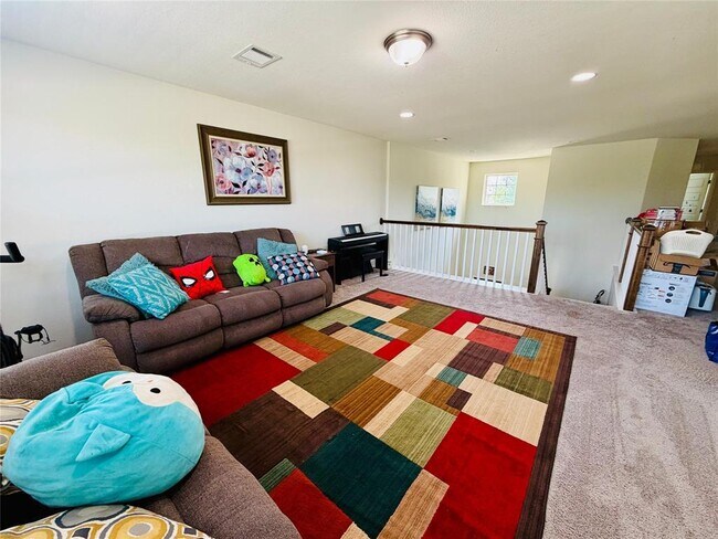 Building Photo - 13904 Osmarea Dr