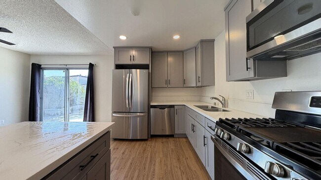 Building Photo - 7920 Temecula Pl