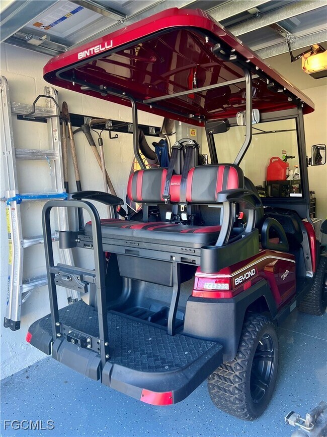 Building Photo - 3425 Hampton Blvd