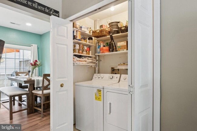 Building Photo - 7180 Westfield Ct