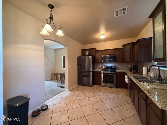 Building Photo - 12869 Little Misty Ln