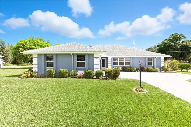 Building Photo - 3063 Lake June Blvd