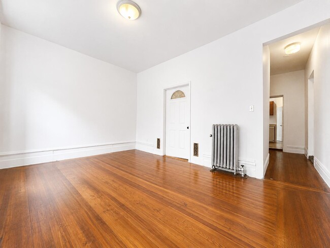Floorplan - 182 Claremont Avenue