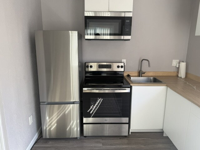 Building Photo - ADU in quiet South San Jose neighborhood.  Unit is 400 Square feet with an additional 30 Square f...
