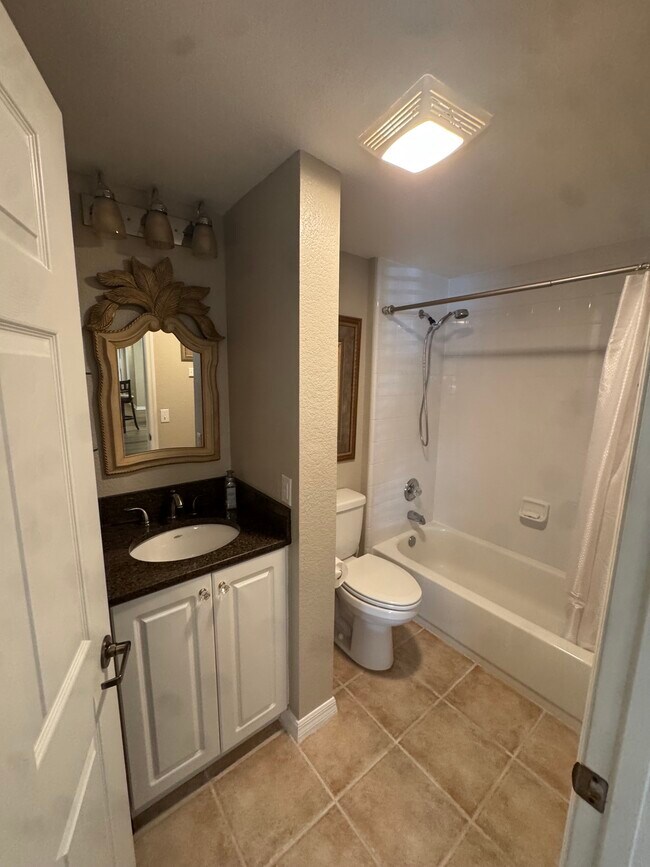 Building Photo - 5025 SW 91 Ct