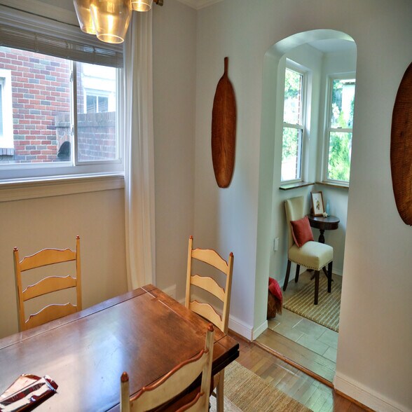 Building Photo - 6131 1st Pl NE