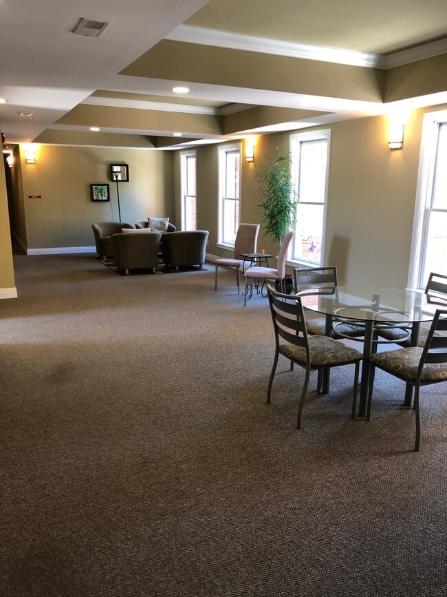 Building Photo - Norton Commons Rental