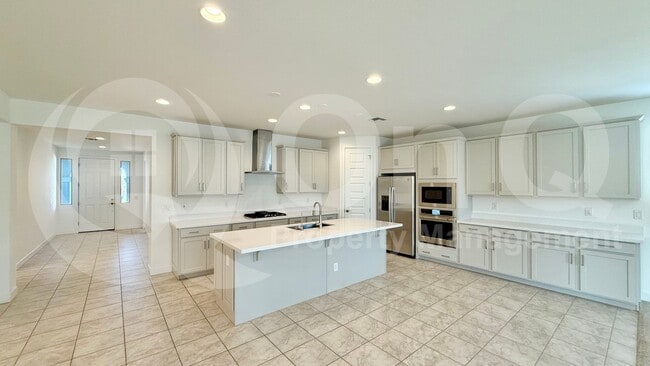 Building Photo - 14255 W Alameda Rd