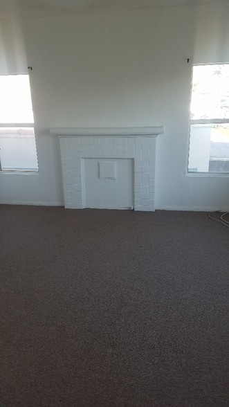 Bedroom #1 - 2023 S Harcourt Ave