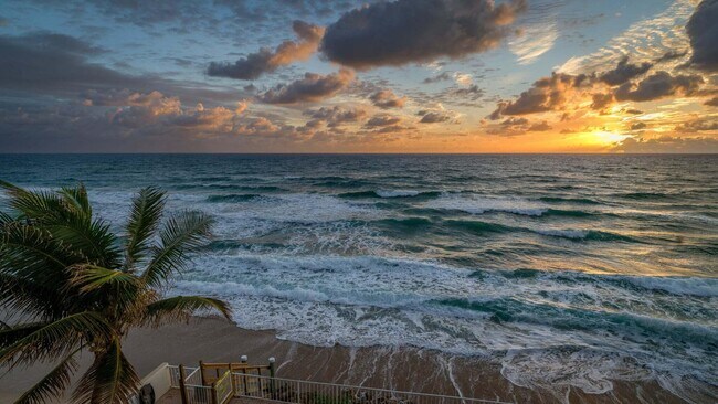 Building Photo - 4200 S Ocean Blvd