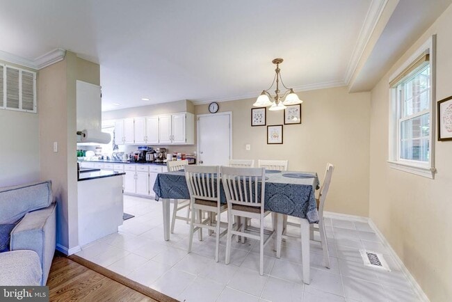 Building Photo - 10108 Donegal Ct