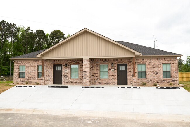 Building Photo - 1604 Crosswood Ct