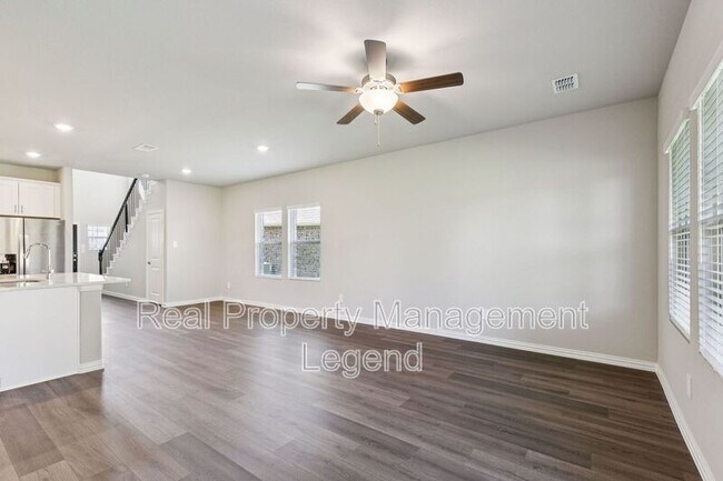 Building Photo - 4018 Sandstone Dr