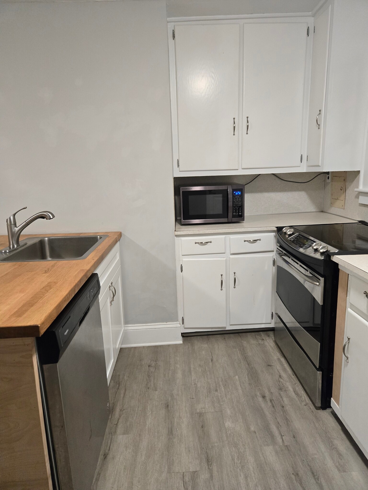 Kitchen - 6319 Tuckaseegee Rd