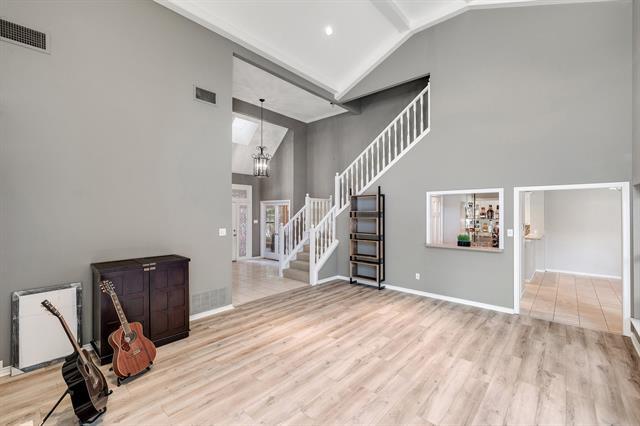 Building Photo - 14773 Bedivere Ct