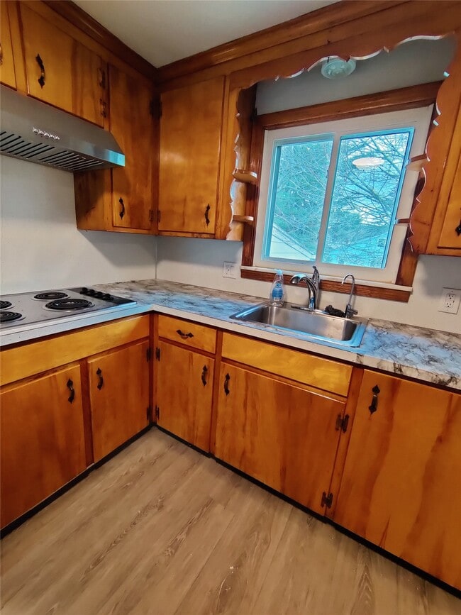 Building Photo - 809 Murray Hill Rd