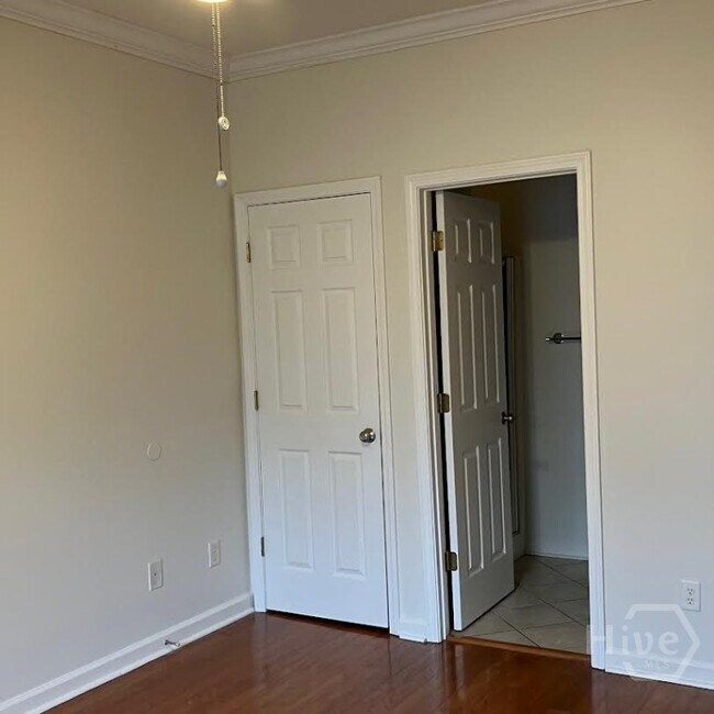 Building Photo - 186 Sterling Woods Dr