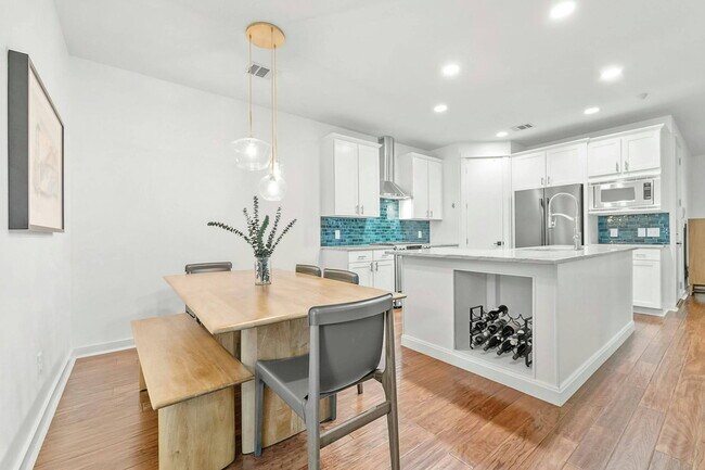 Building Photo - 3118 Corbin Ln
