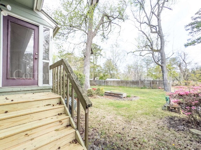 Building Photo - 202 Crooked Creek Rd