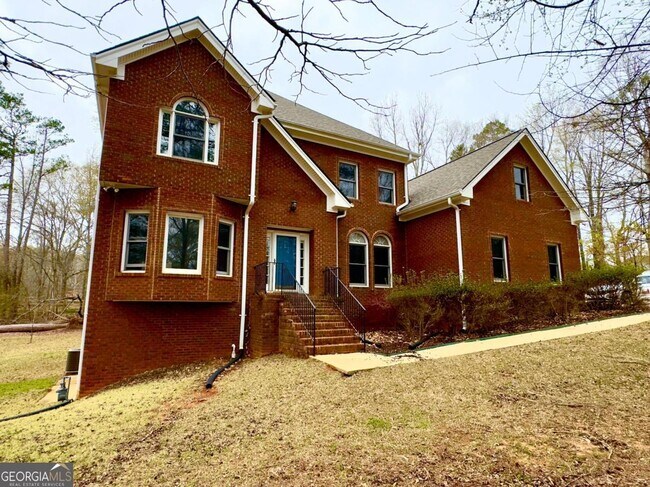 Building Photo - 219 Deerhill Dr