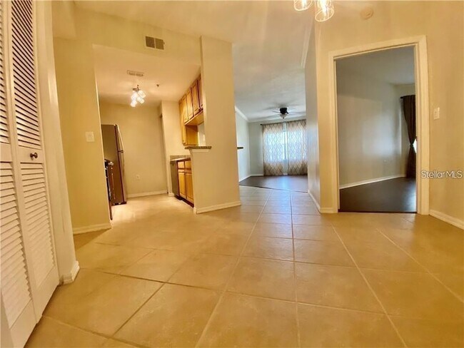 Building Photo - 5655 Bentgrass Dr