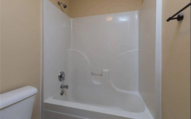 Building Photo - 8680 S Hamilton Bridges Dr