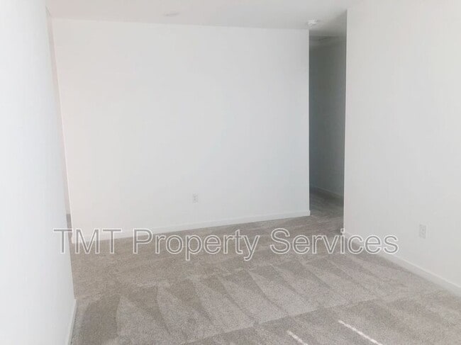 Building Photo - 8194 Champart Cir