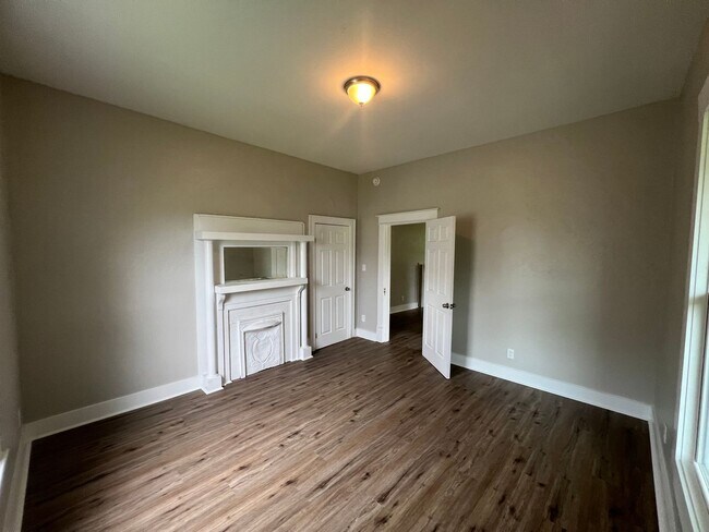 Building Photo - Historic Home In Chattanooga