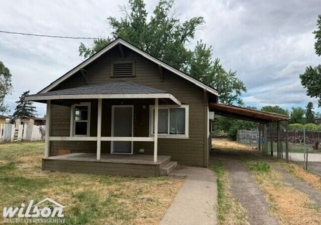 Building Photo - 550 A St