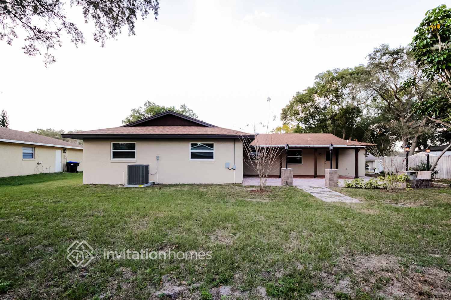 Building Photo - 8140 Caraway Dr