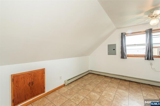 Building Photo - 343 Brinkerhoff Ave