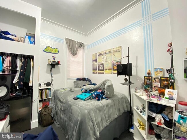 Primary Photo - 1437 W Norris St